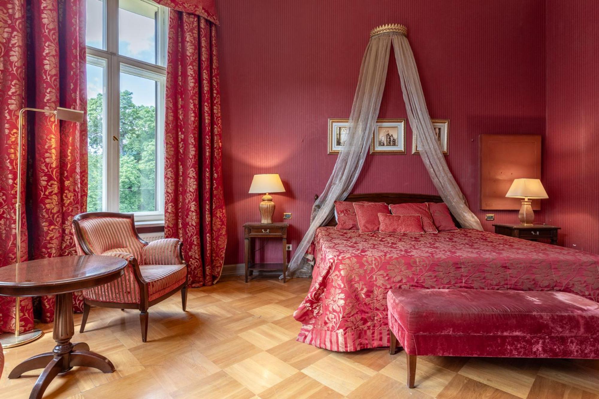 The Benjamin House Hotel Рига Стая снимка
