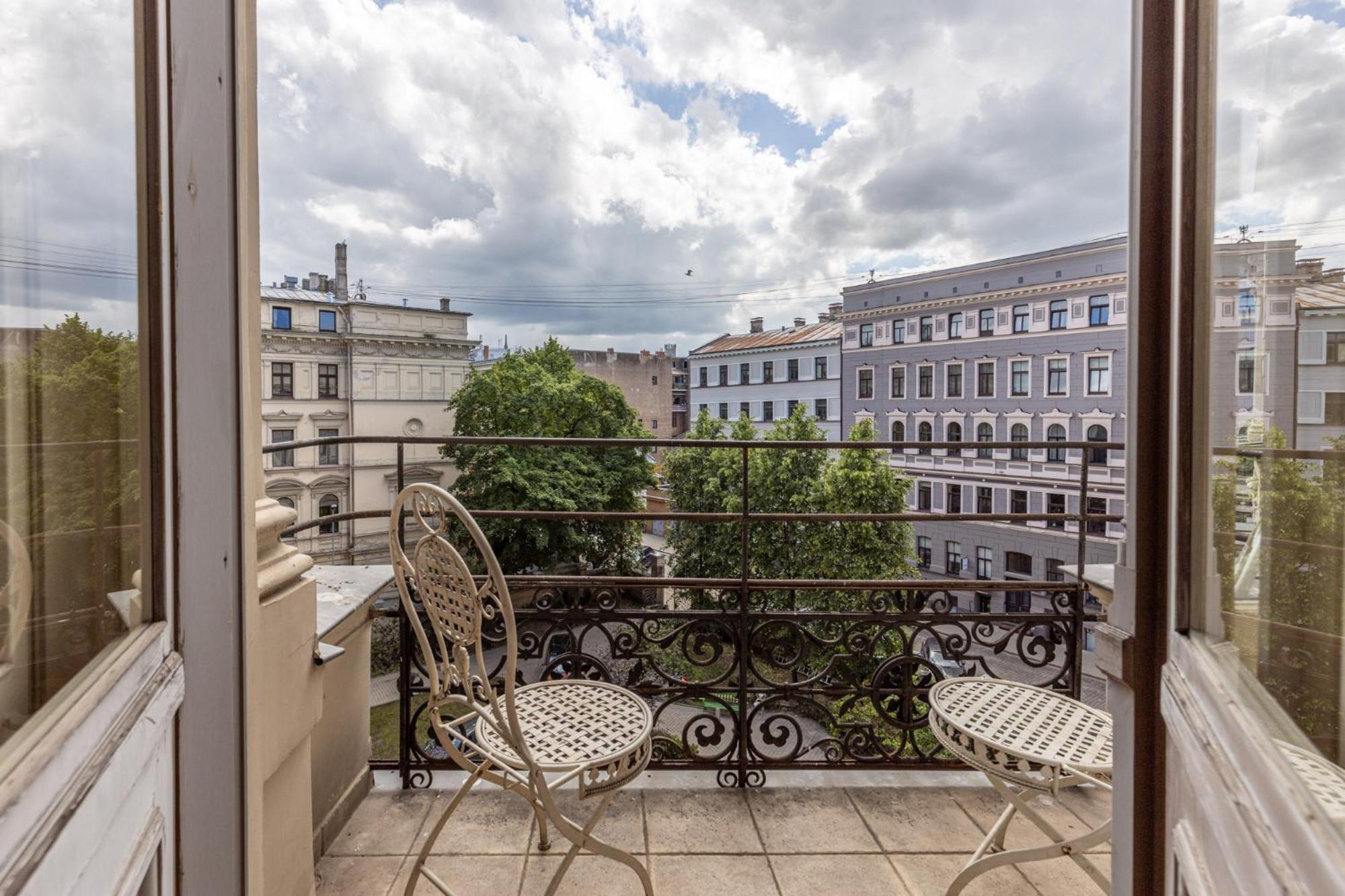 The Benjamin House Hotel Рига Стая снимка